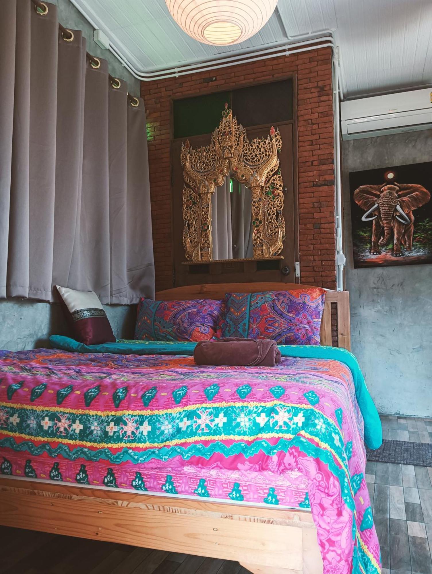 Huen Chiang Man Hostel (Adults Only) Τσιάνγκ Μάι Εξωτερικό φωτογραφία