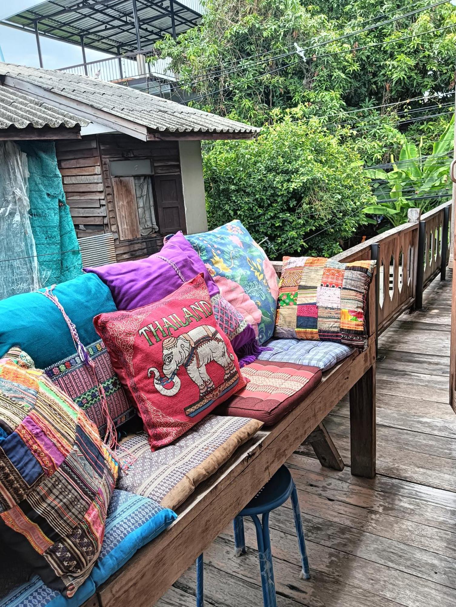 Huen Chiang Man Hostel (Adults Only) Τσιάνγκ Μάι Εξωτερικό φωτογραφία