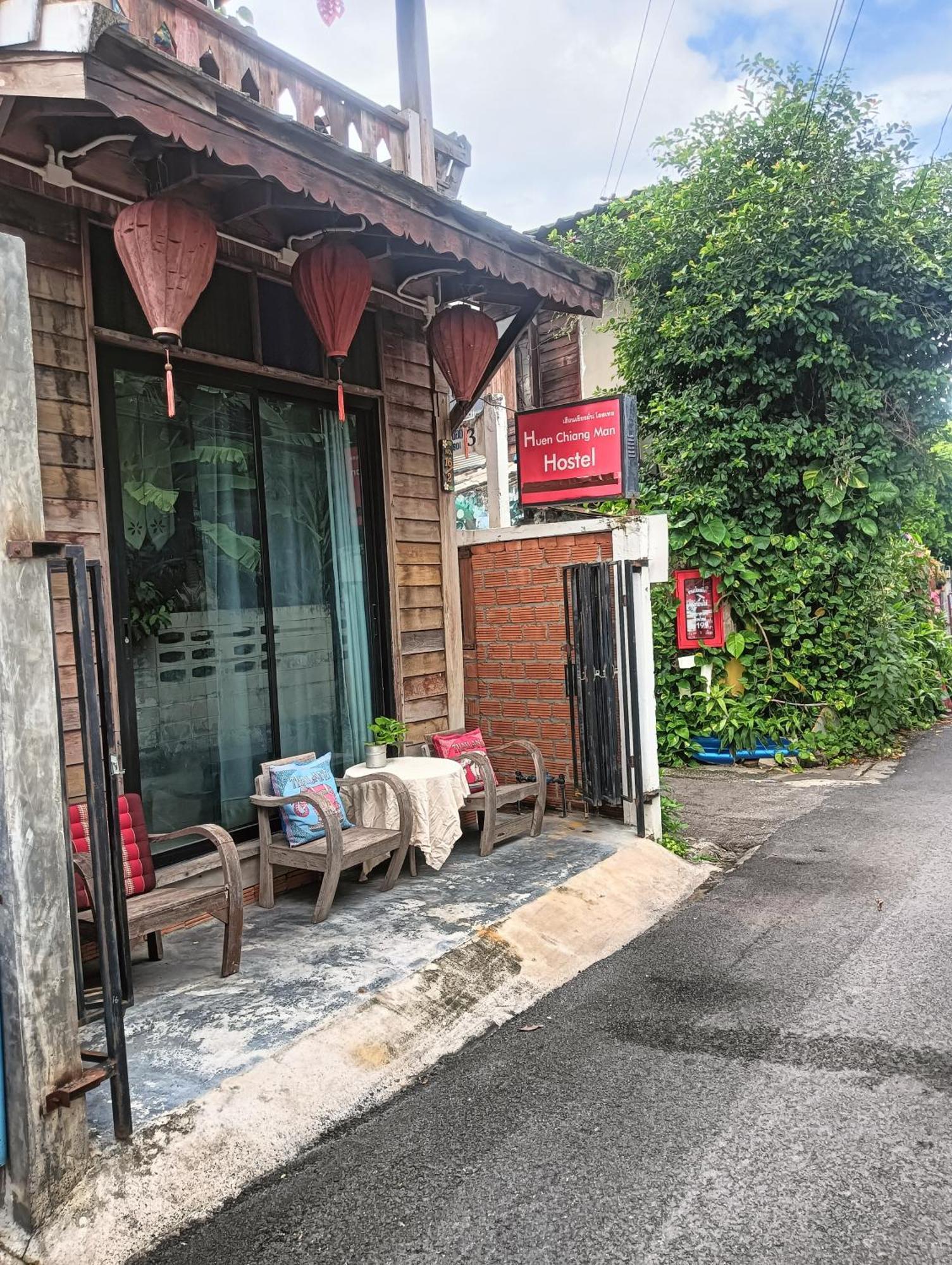 Huen Chiang Man Hostel (Adults Only) Τσιάνγκ Μάι Εξωτερικό φωτογραφία