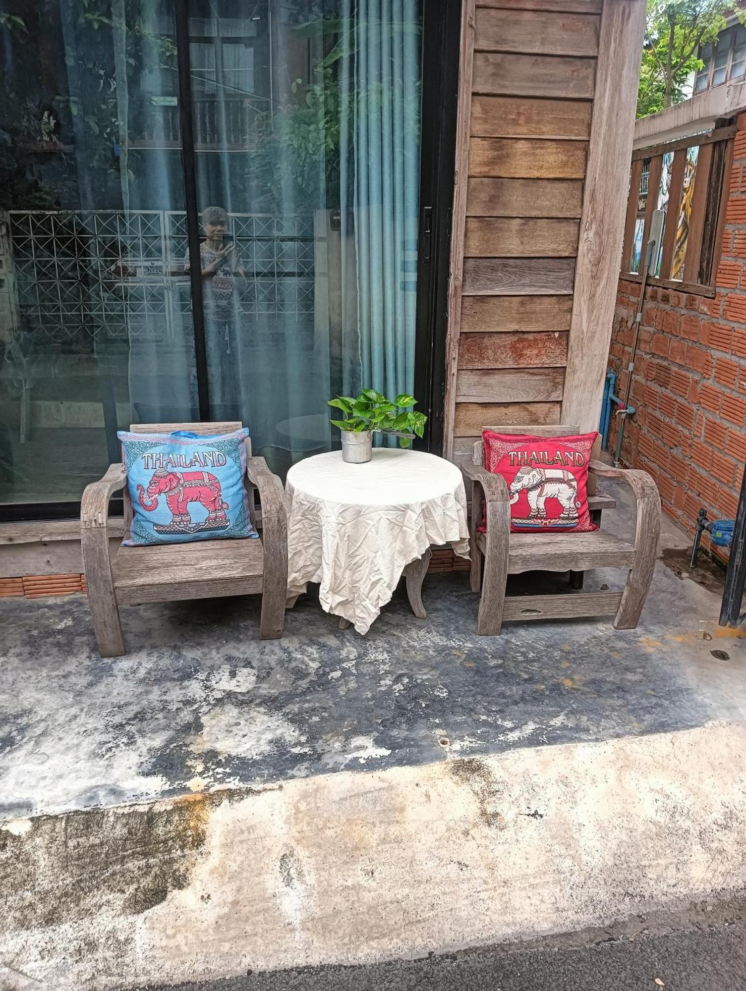 Huen Chiang Man Hostel (Adults Only) Τσιάνγκ Μάι Εξωτερικό φωτογραφία