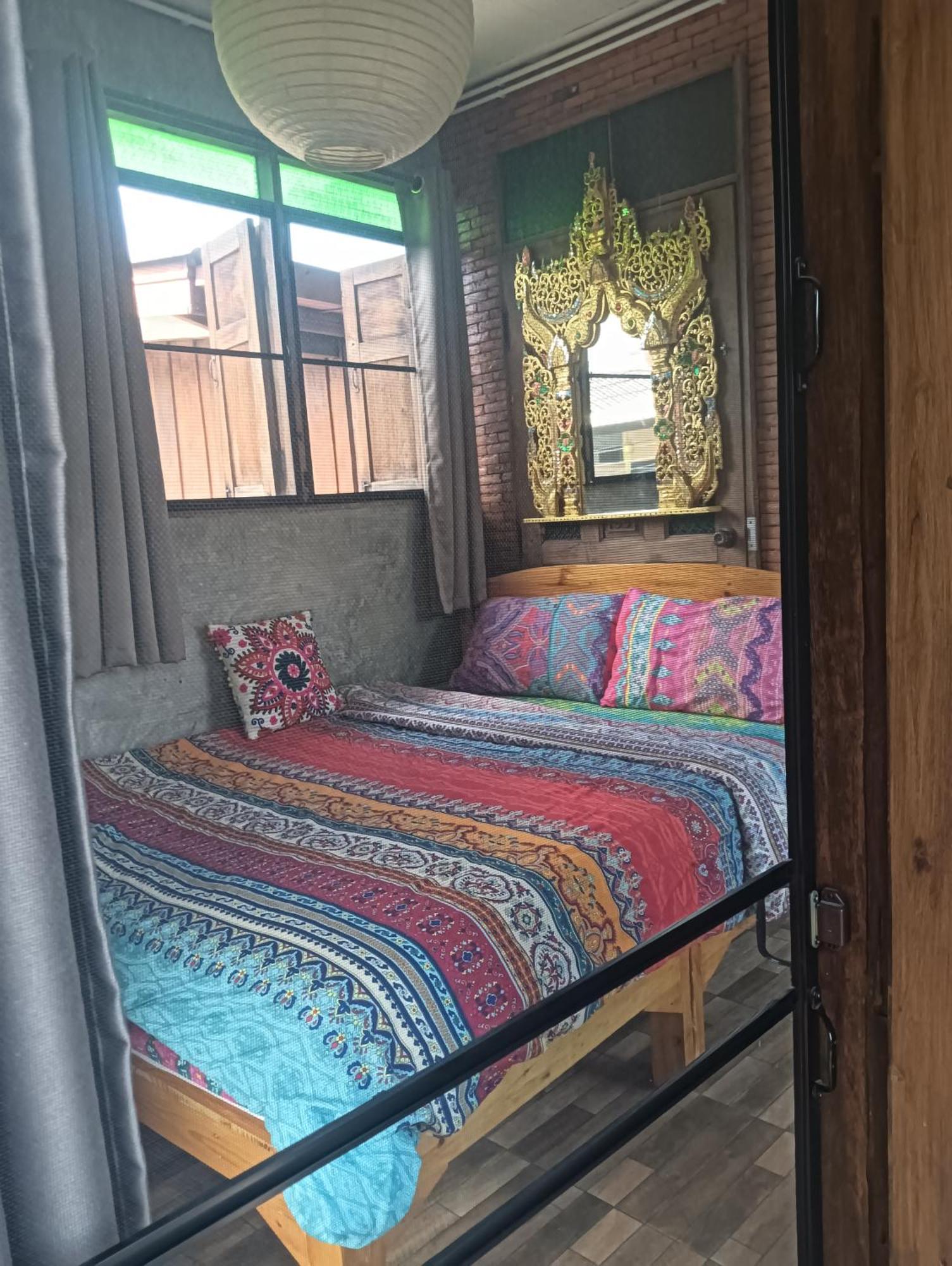 Huen Chiang Man Hostel (Adults Only) Τσιάνγκ Μάι Εξωτερικό φωτογραφία