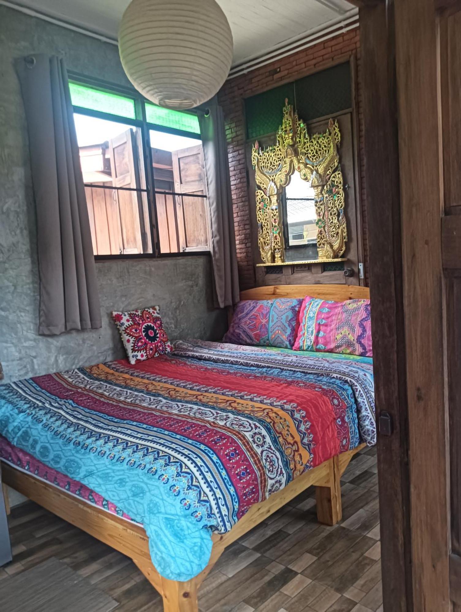 Huen Chiang Man Hostel (Adults Only) Τσιάνγκ Μάι Εξωτερικό φωτογραφία